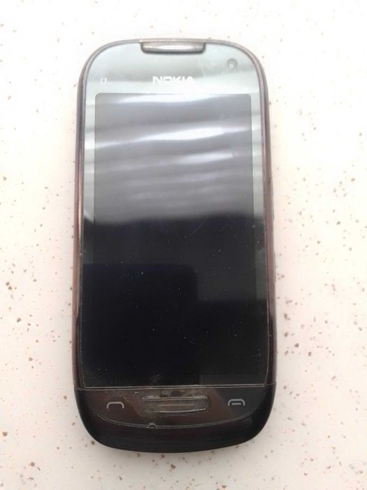 Мобильный телефон Nokia C7-00