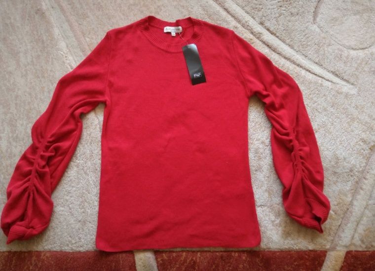 Czerwony sweter F&F