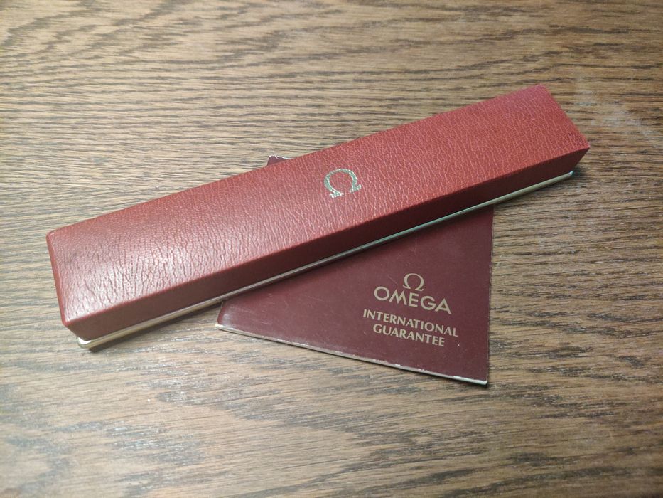 Omega De Ville quartz de 1987 com caixa original e documentos