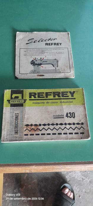 Máquina de costura Refrey 430