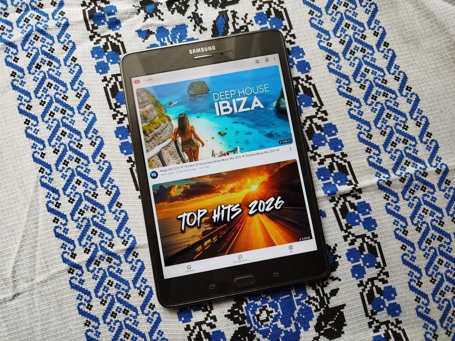 Планшет Samsung galaxy tab A з сім та LTE, повний комплект, гарний стан, самсунг