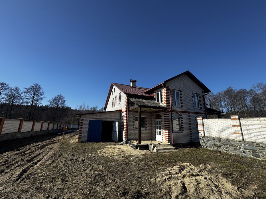 Продаються 2 сучасні таунхауси в с. Березівка (поруч з Житомиром )