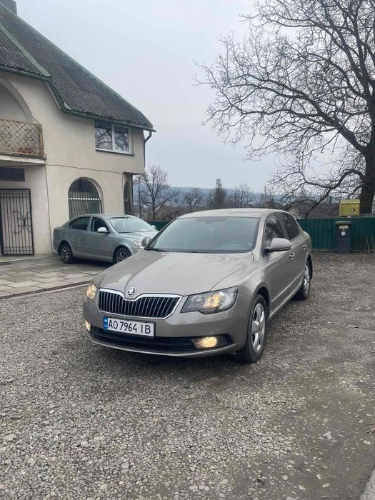 Skoda Octavia Superb