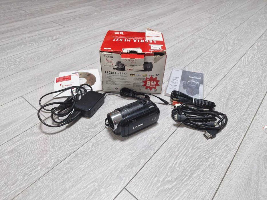 Цифрова відеокамера Canon LEGRIA HF R27