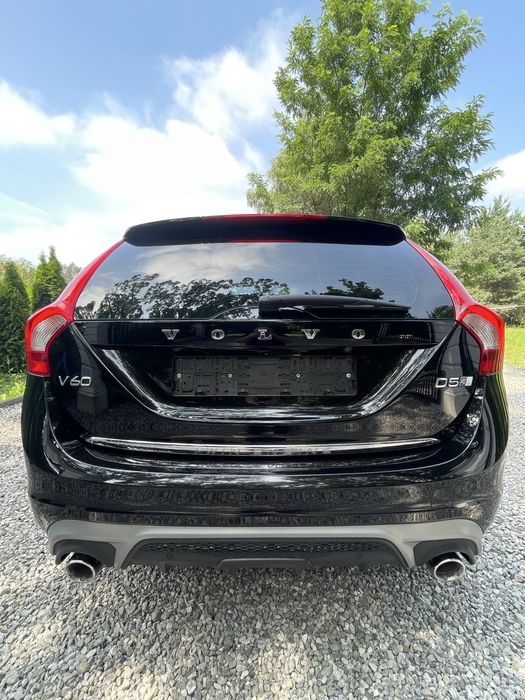 Volvo V60 R-desing 2.4 D5 4x4 Plug in hybrid Polestar,bogata wersja !