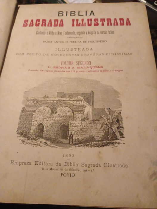 Bíblia Sagrada com mais de 100 anos
