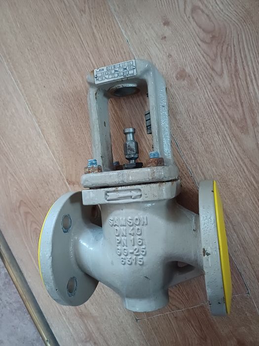 Zawor pneumatyczny SAMSON 3241 DN40