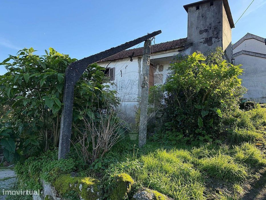 Moradia T3 para venda — Paredes De Viadores E Manhuncelos, Porto
