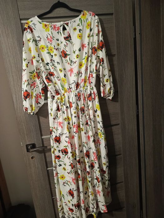 Zwiewna długa sukienka r.3XL
