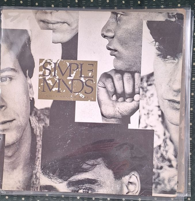 Discos de vinil variados antigos