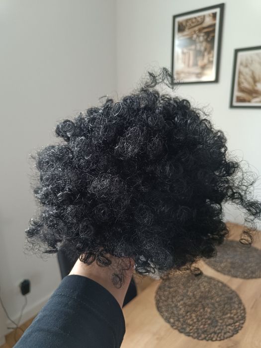 Peruka karnawałowa przebranie czarna