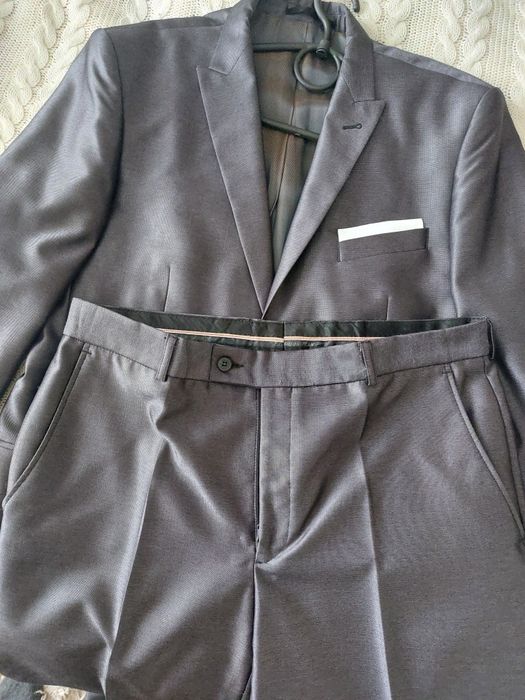 Чоловічий костюм
