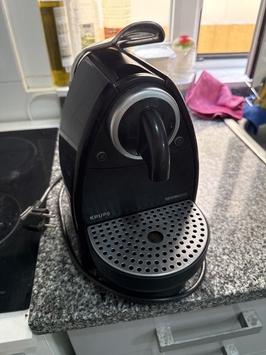 Vendo maquide de cafe krups avariada