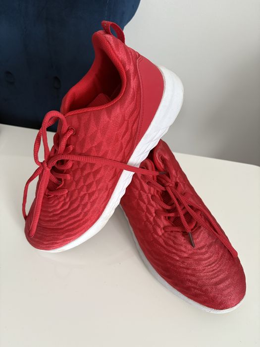 Buty sportowe damskie polecam