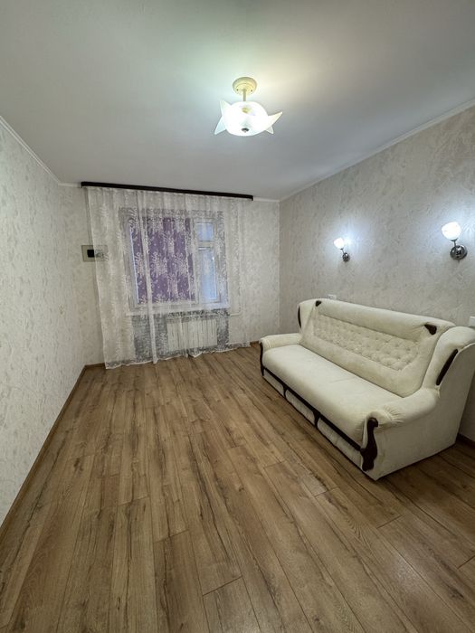 Продаж кімнати в гуртожитку ЛПЗ свіжий ремонт