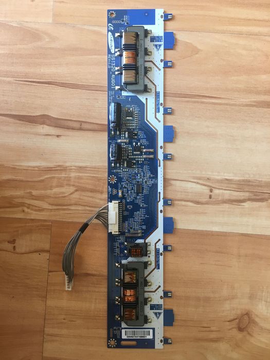Inwerter  SSI320 4UG01 rev:1.0