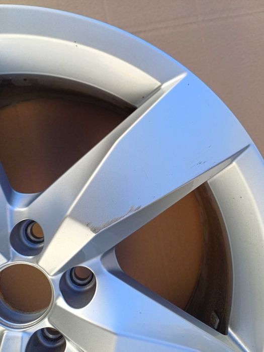 felga vw t-cross 6,5jx17 et39 5x100 model 2gm60.1025a