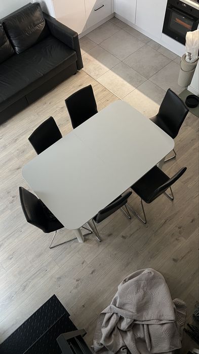 Duży rozkładany stòł + 6 krzeseł, Nowoczesny styl