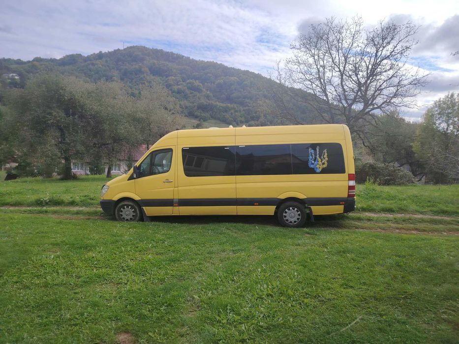 Автомобіль спринтер