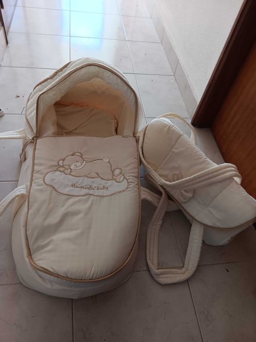 Alcofa com saco de sair