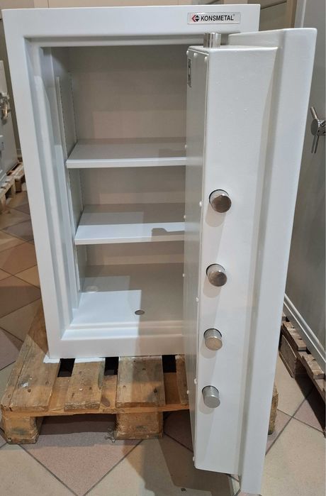 Sejf kasa pancerna Konsmetal KP 100, VI klasa, 650 kg.