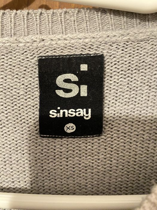 Świąteczny sweter z pingwinem
