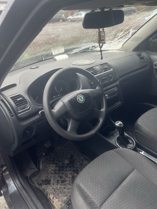 Продам Skoda Fabia 2 NEW