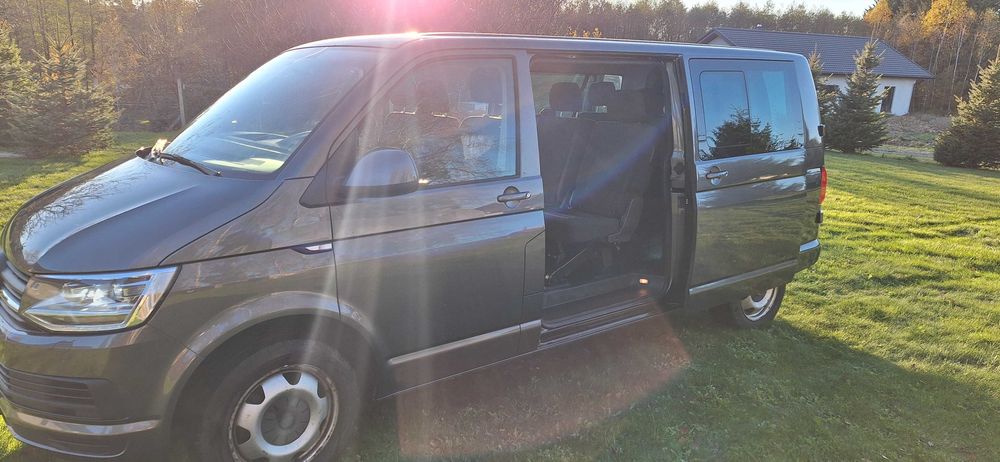 bus 9-osobowy z kierowcą