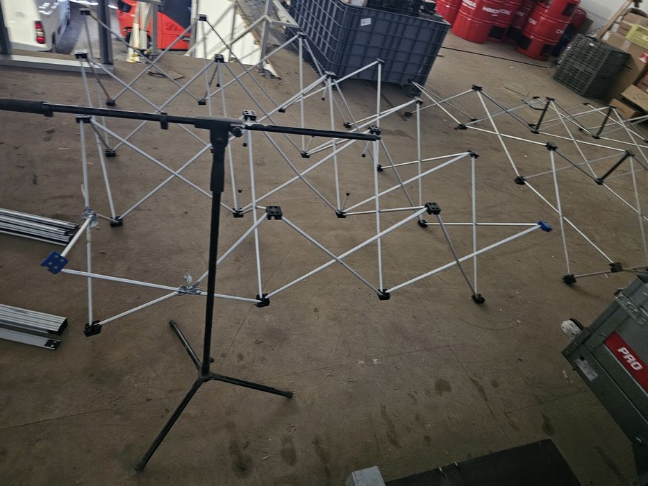 Expositores publicitários