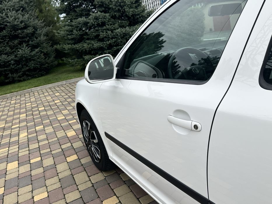 Шкода Октавія  2013 рік 1,6 бензин MPI + ГБО4 механіка Skoda Octavia A5 октавия