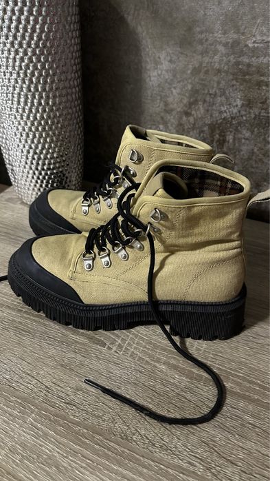 Хайтопи, черевики