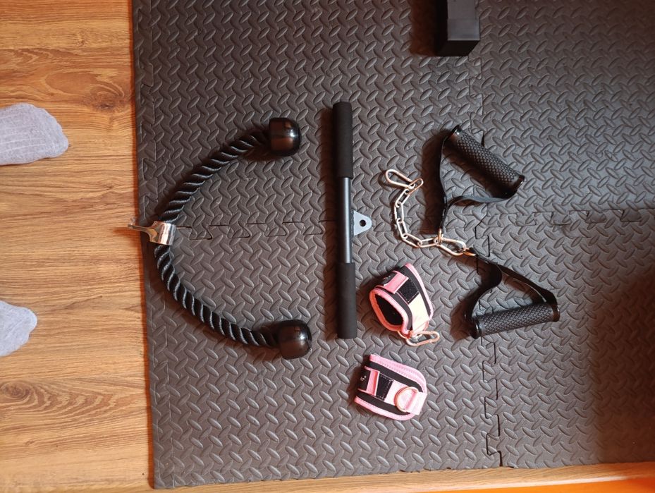 Akcesoria do ćwiczeń, domowa siłownie, do atlasu