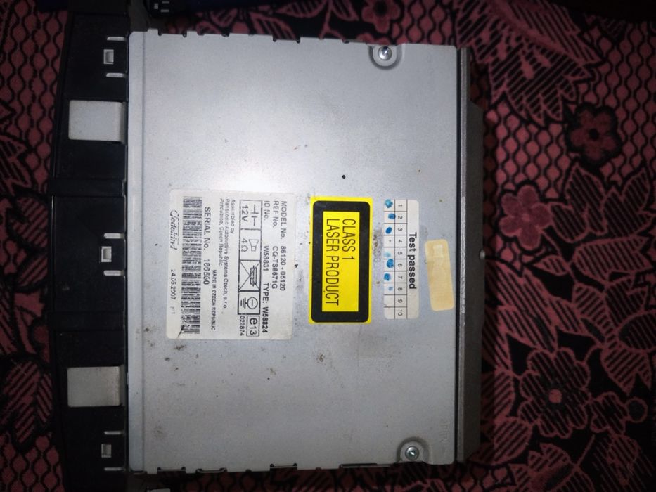 Radio Toyota Avensis T25