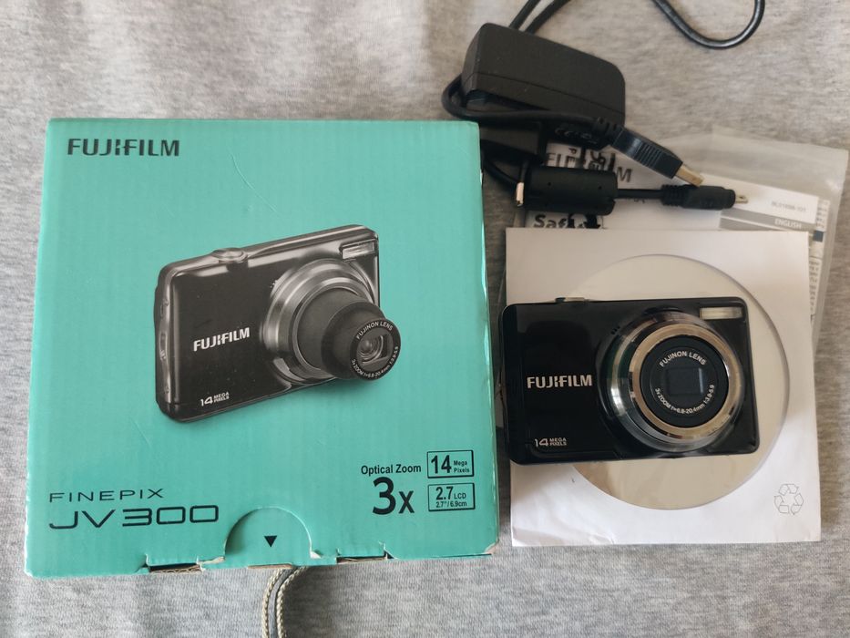 Fujifilm Finepix JV 300 Black(дата+час на фото)Вінтажна Мильниця фотоапарат фотокамера