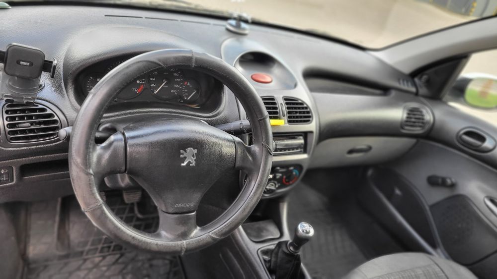 Peugeot 206, 2008 Рік.