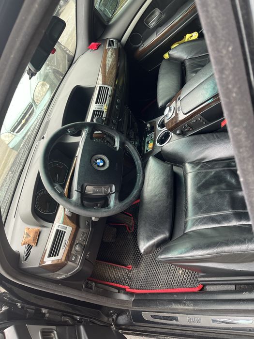 Bmw 735i 7-Series