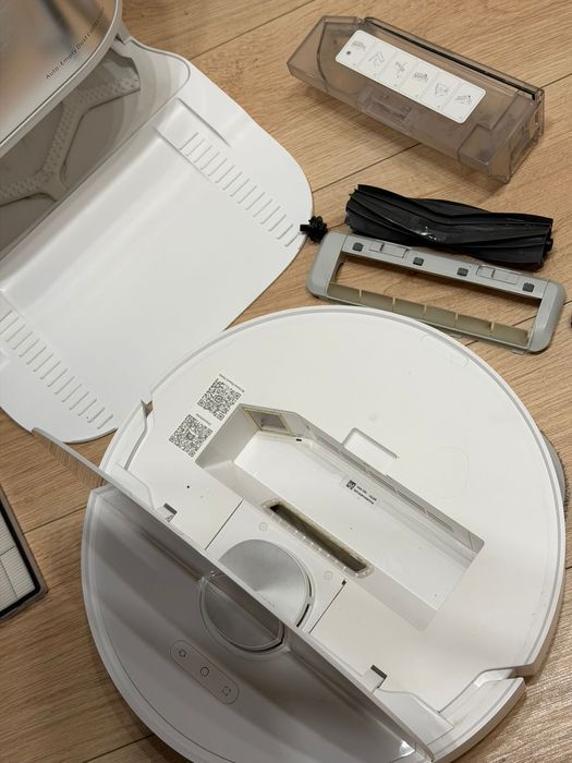 Robot sprzątajacy Dreame L10 Ultra + akcesoria