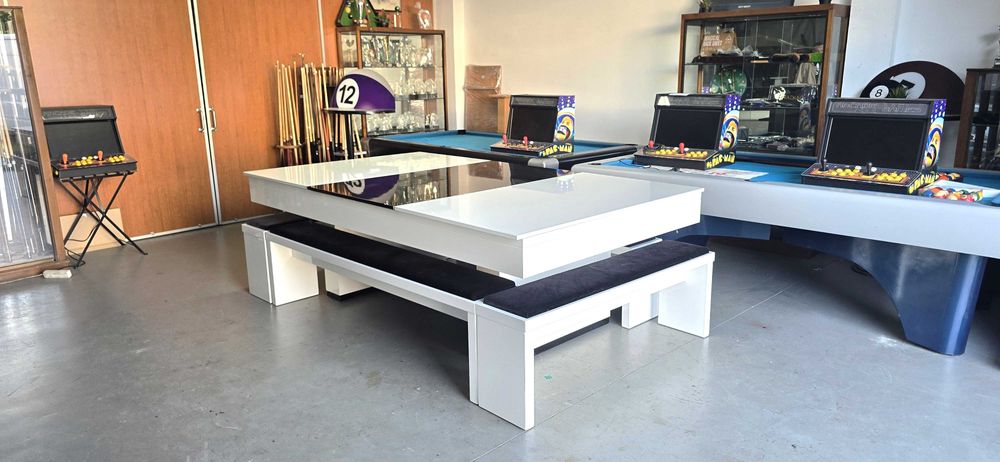 Bilhar Snooker + Mesa de Jantar c/ bancos incluídos