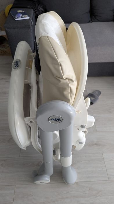 Стільчик  для годування