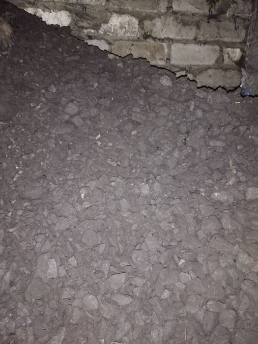 Уголь в мешках. .