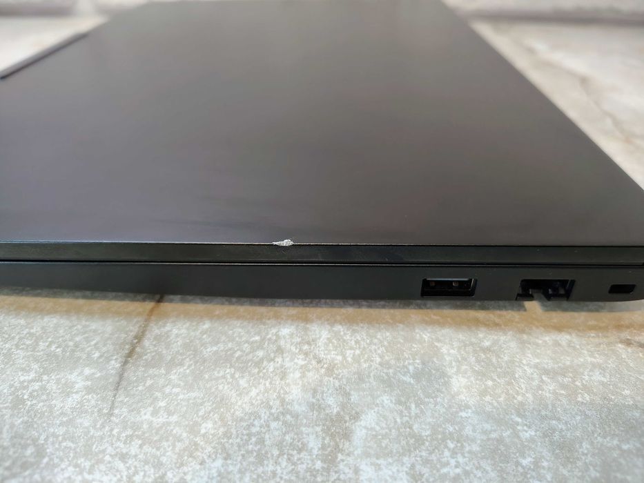 Lenovo ThinkPad E16 Gen 3 Intel Ultra 5 225U 16GB DDR5 256GB 2026!