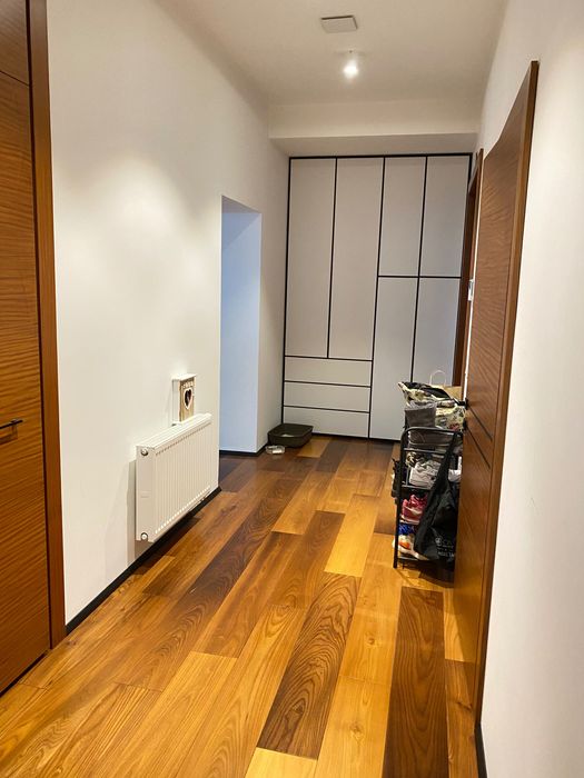 Продаж квартири в будинку по вул. Коновальця 120