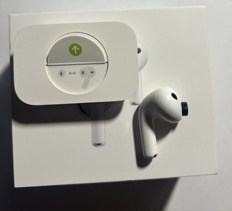 Oryginalna Lewa Słuchawka Apple AirPods Pro 3 gen (model 2025) – 100% Oryginał