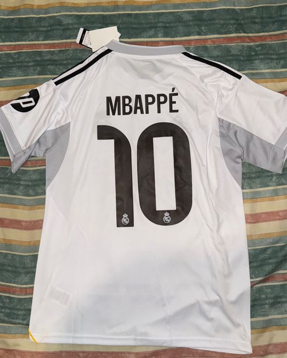 Camisola Real Madrid 2025/26 Personalizada