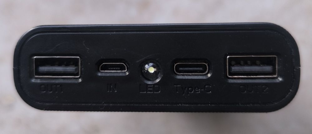 PowerBank 20000 mAh na 6 ogniwach li-ion szybkie ladowanie