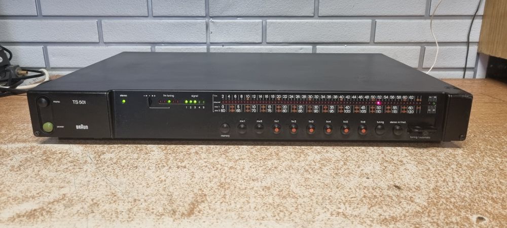 Tuner radiowy BRAUN AG ts-501. Hi-fi stereo .