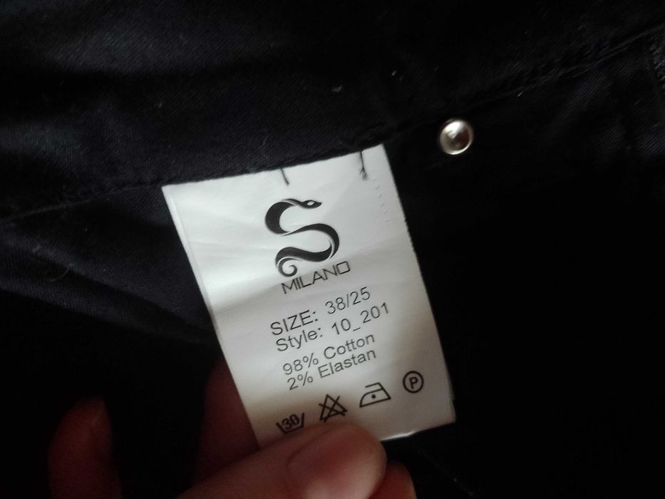 Штани чорні з стразами sk8