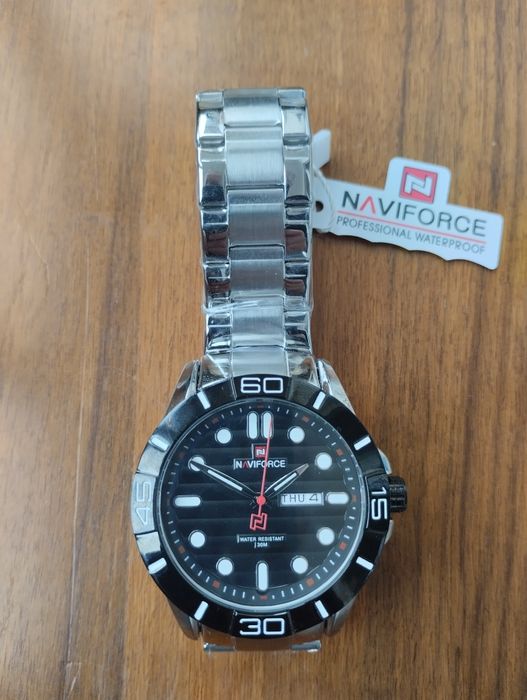Мужские кварцевые часы Naviforce