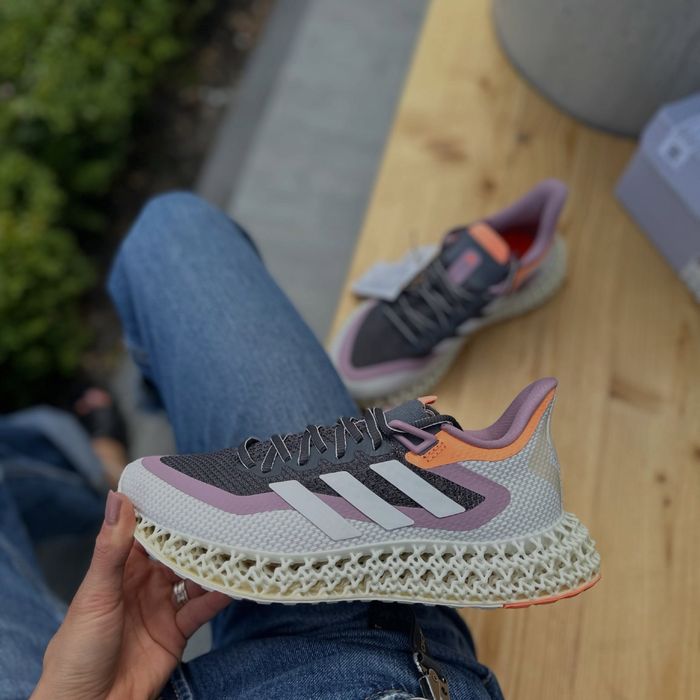 Жіночі оригінальні кросівки Adidas 4DFWD 2 W Grey White  Art: GX9269