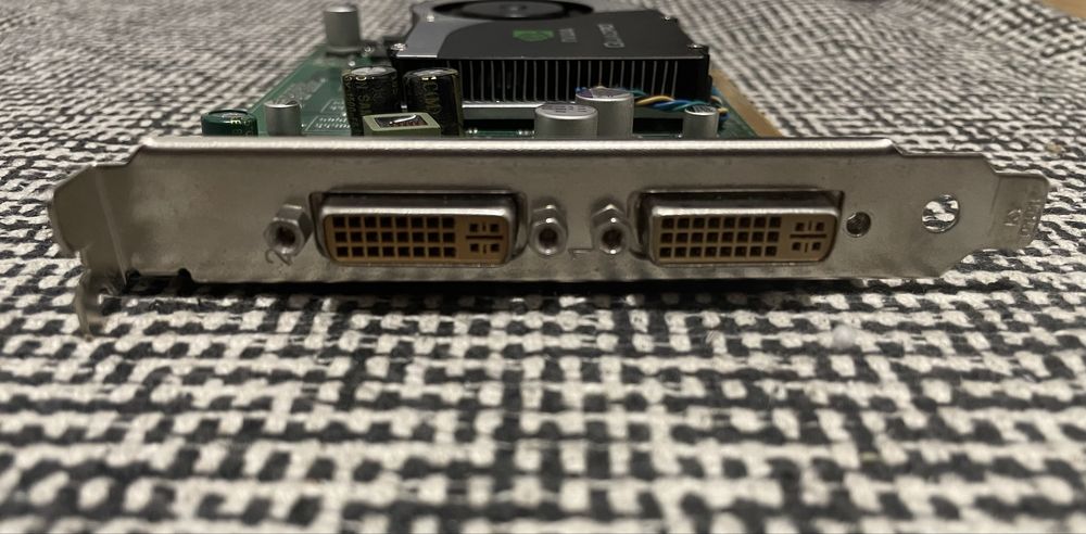 Placa Gráfica Profissional NVIDIA QUADRO FX 370